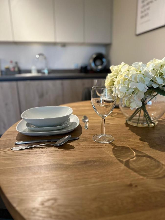 Koala & Tree - Modern 1 Bed Apartment For 4 Guests In The Heart Of Cambridge - Short Lets & Serviced Accommodation Ngoại thất bức ảnh
